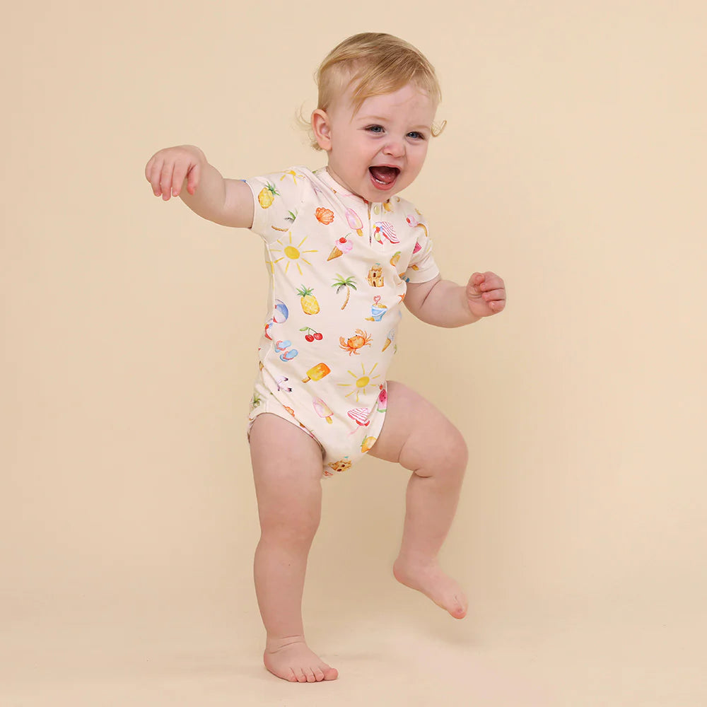 Snuggle Hunny Kids - Short Sleeve Organic Bodysuit | Beach Fun