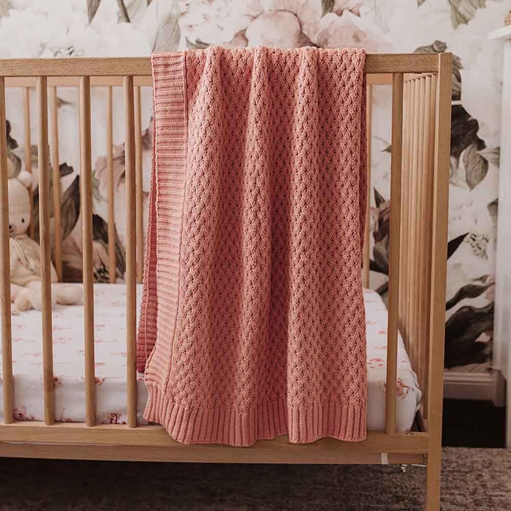 Snuggle Hunny Kids - Diamond Knit Baby Blanket | Rosa