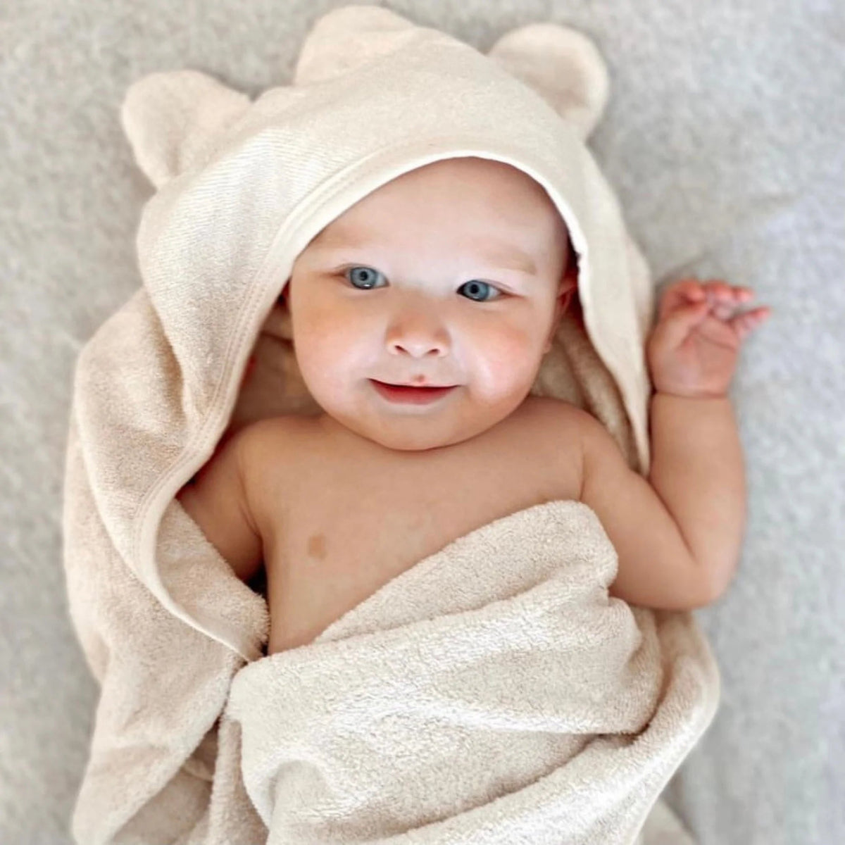 Lilla Hjärtat - Hooded Towel & Wash Cloth Set | Wheat