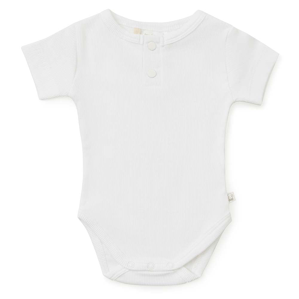 Snuggle Hunny Kids - Short Sleeve Organic Bodysuit | Milk